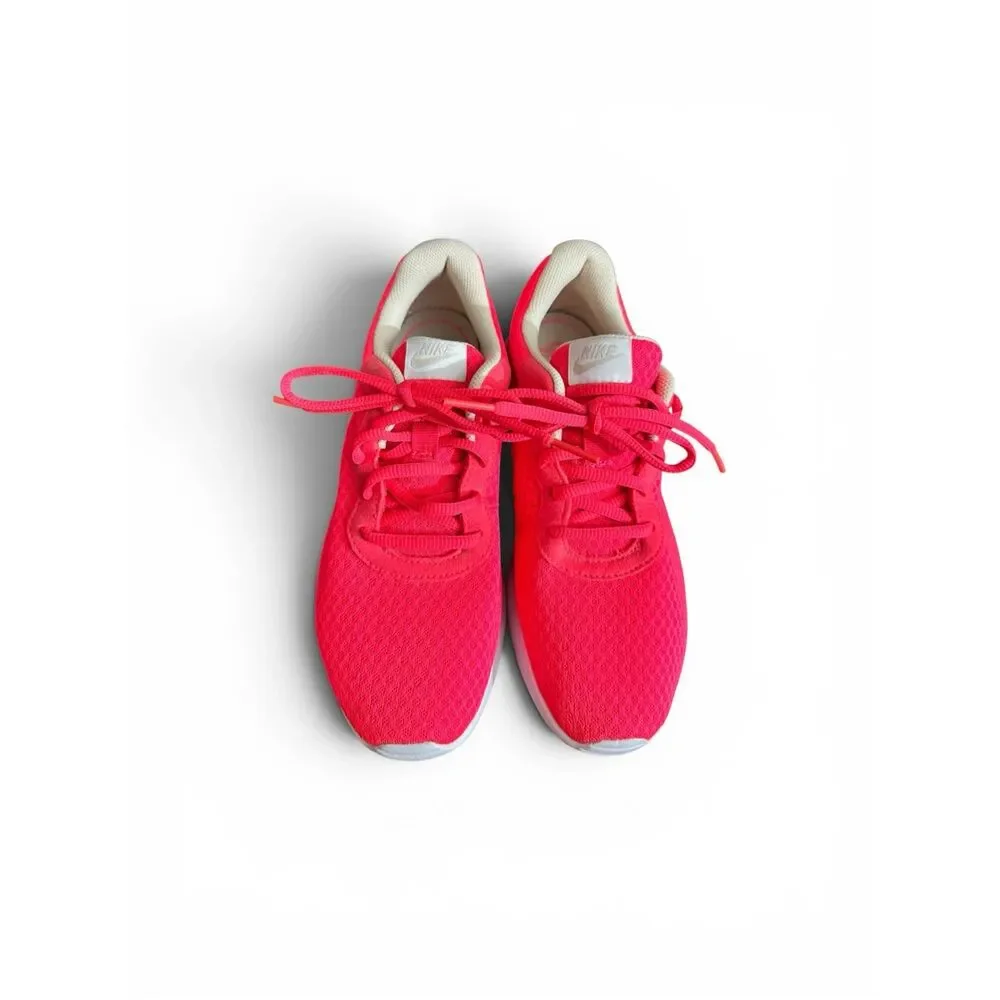 Nike Tanjun Solar Red Sneakers / SZ. 7